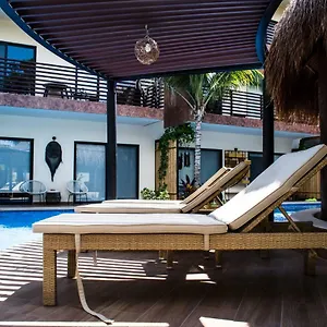 casa-yaab.tulum-hotels.net/