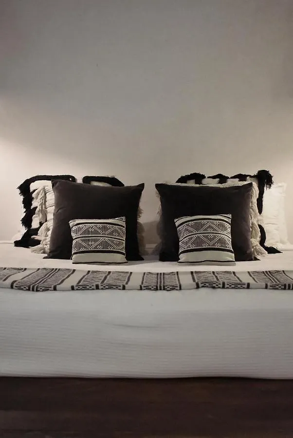 Amor Rooms Tulum 2*,